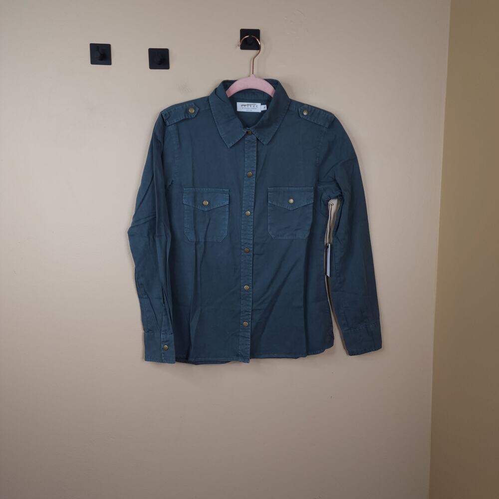 Velvet by Graham & Spencer Roxy Cotton Twill Button Down in Evergreen Size XS